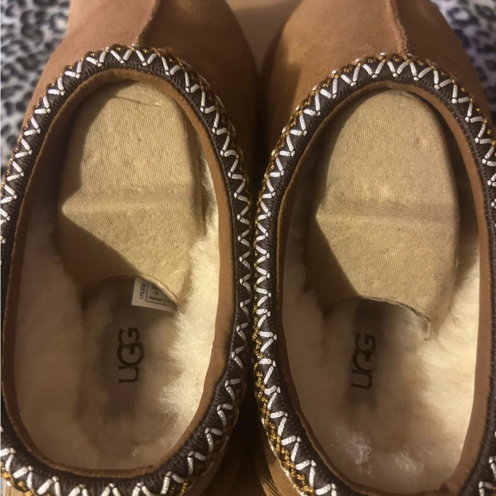 UGG Tasman II slippers size 7 - Picture 5 of 6